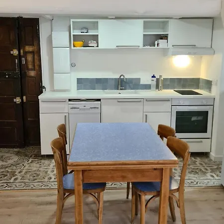 Apartment Ambiance Bois Proche Vieux Port, T2 De Caractere La Ciotat